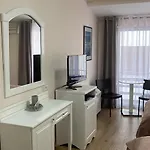 Plaisir شقة بورغراديك