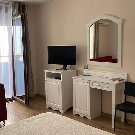 Apartment Plaisir Pogradec