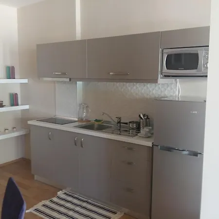 Plaisir Apartment